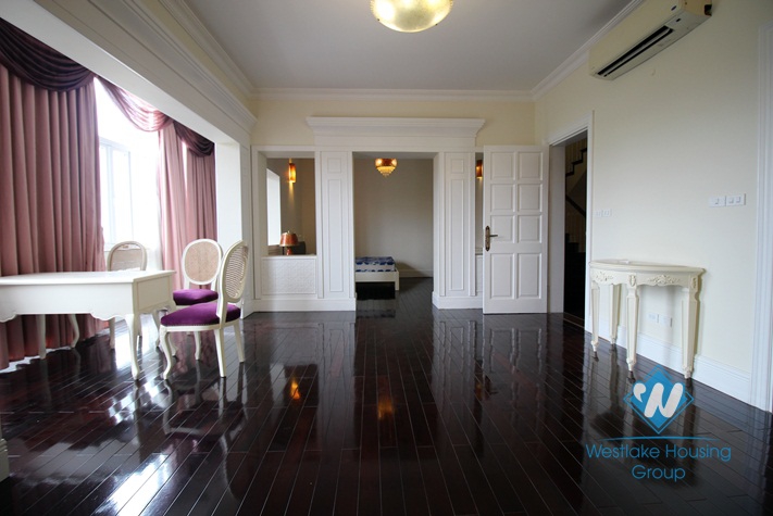 A beautiful villa for rent in Ciputra, Tay Ho, Ha Noi